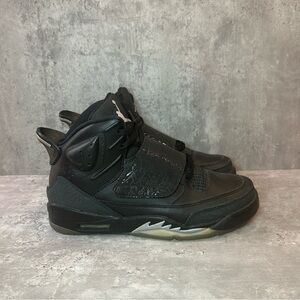Nike Air Jordan Son of Mars Sneakers 512246-010 Womens sz 8 - black